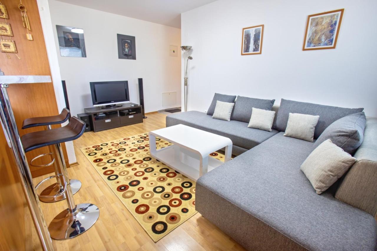 Apartman Hugo Velky Slavkov Exterior photo